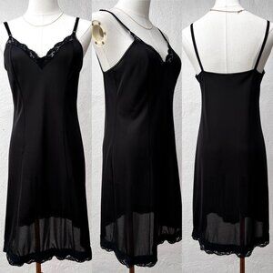 Vintage 70s JC Penny Black Silky Lace Trim Slip Dress Size Medium / 90s Grunge